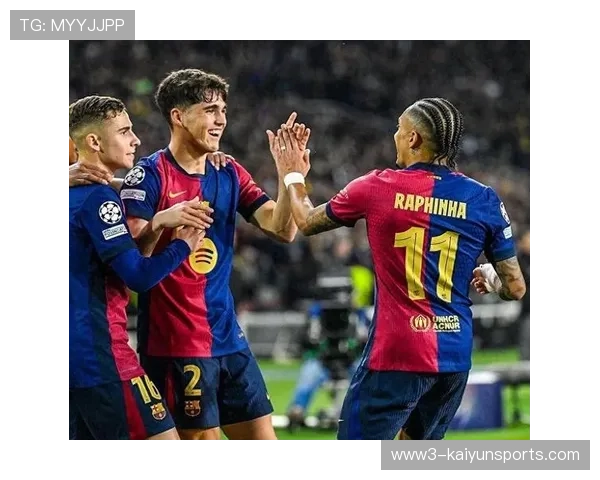 巴萨发布国家德比海报 今晚焦点之战亚马尔与德容领衔出镜