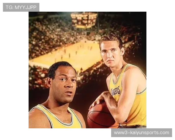 五外阵容普及拉大防守空间 中锋投射三分成战术趋势 五外阵容普及拉大防守空间 中锋投射三分成战术趋势