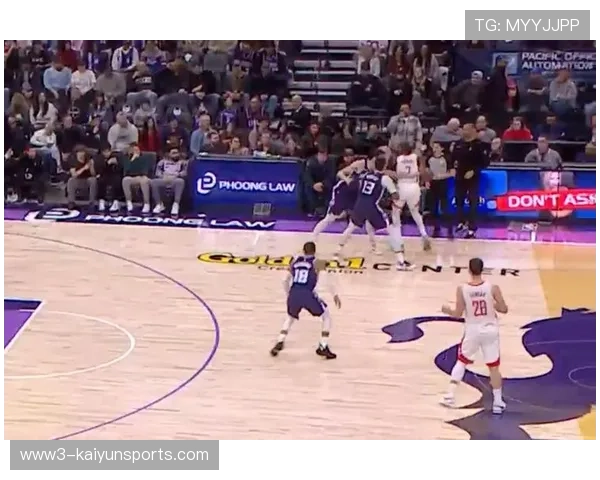 火箭三秒区至三分线出手占比42% 中距离策略逆魔球潮流