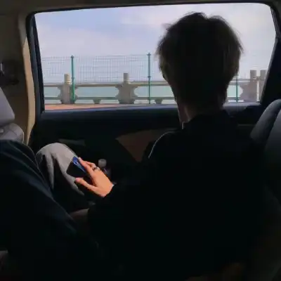 邹楠语